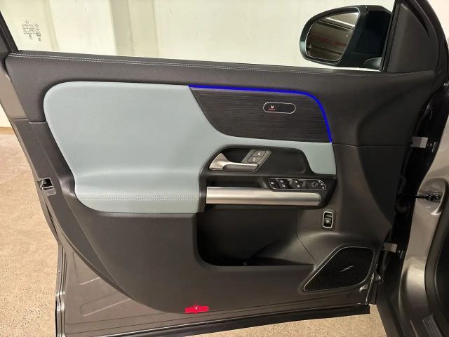 Mercedes-Benz GLA 250 4MATIC AMG Line