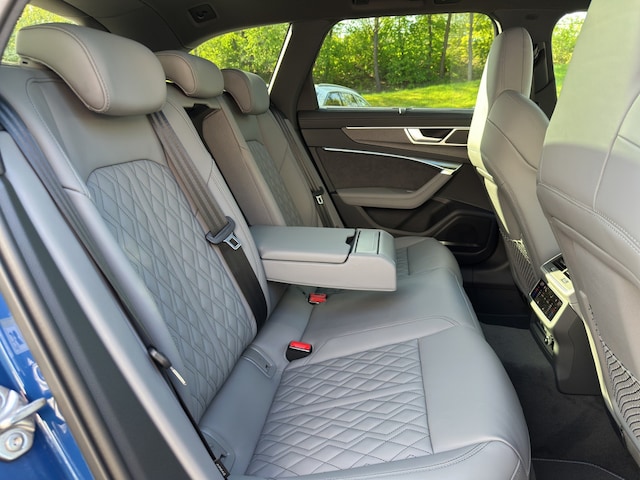 Audi S6 Avant Quattro