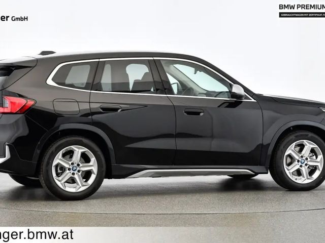 BMW iX1 xDrive30