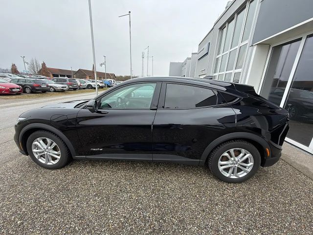 Ford Mustang Mach-E Standard range