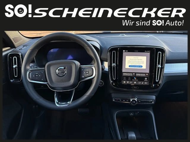 Volvo XC40 Dark Plus