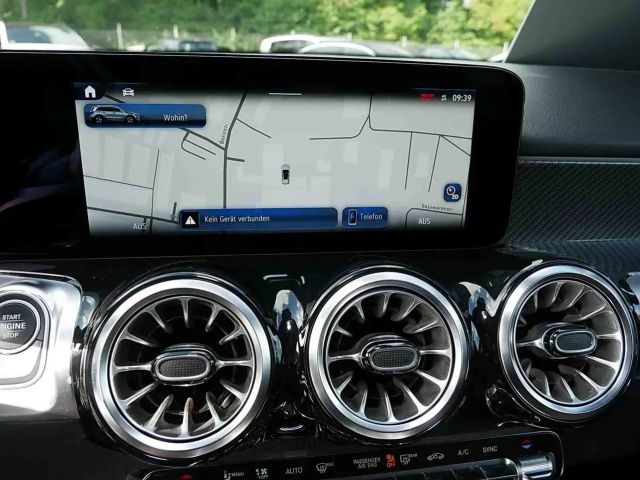 Mercedes-Benz GLB 220 4MATIC AMG Line