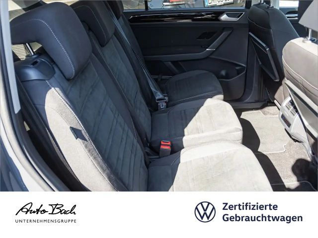 Volkswagen Touran 1.5 TSI DSG