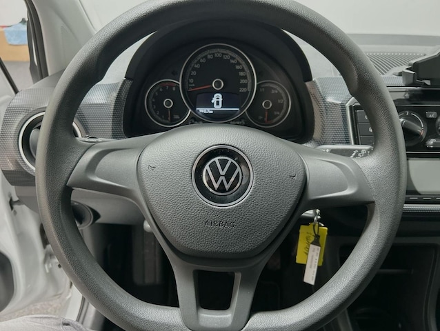 Volkswagen up! Move Move up!