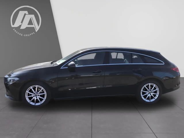 Mercedes-Benz CLA 200 CLA 200 d Shooting Brake