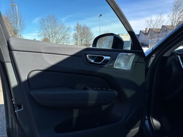 Volvo XC60 AWD Dark Ultra