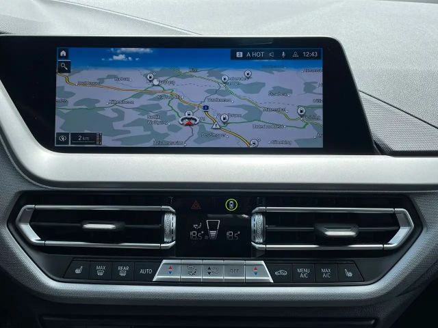 BMW 116 116i 5-deurs Sedan