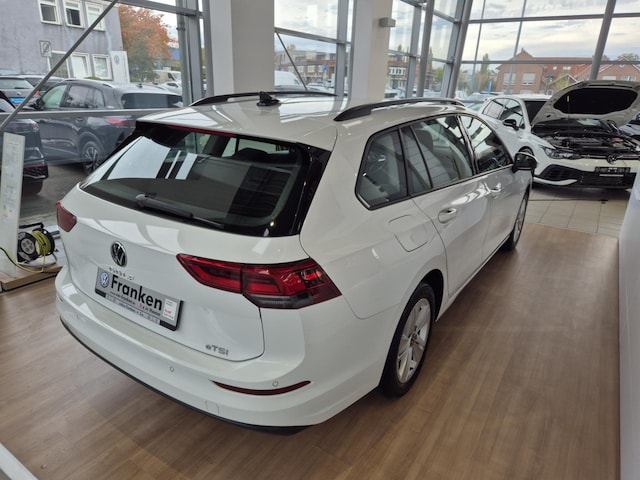 Volkswagen Golf 1.5 eTSI DSG Life Variant
