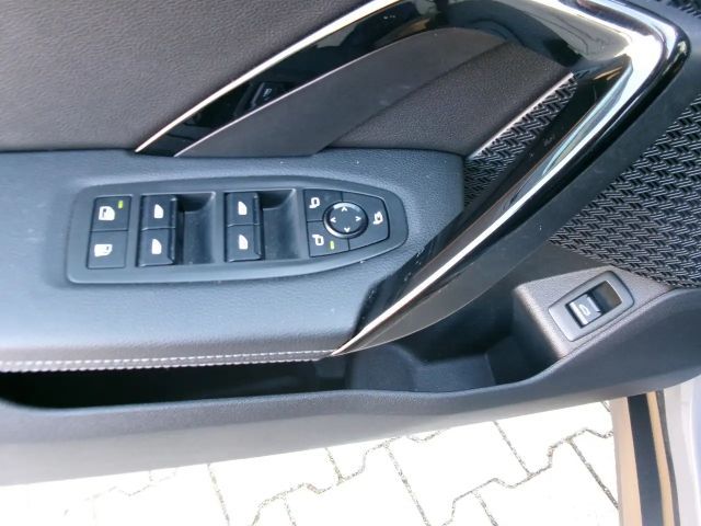 BMW X1 25exDrive LRH AHZV DVA DAB FLA LED EU6d