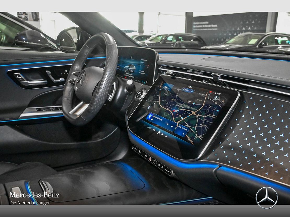 Mercedes-Benz E 220 AMG Line E 220 d Sedan