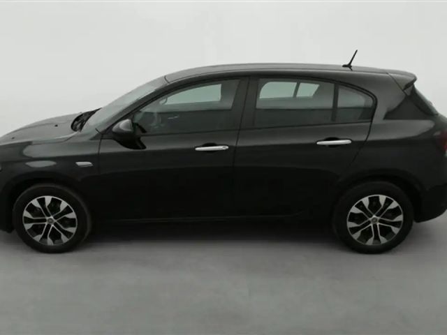 Fiat Tipo climatisation auto / CarPlay