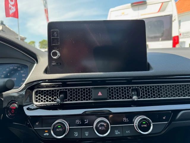 Honda Civic Advance e:HEV