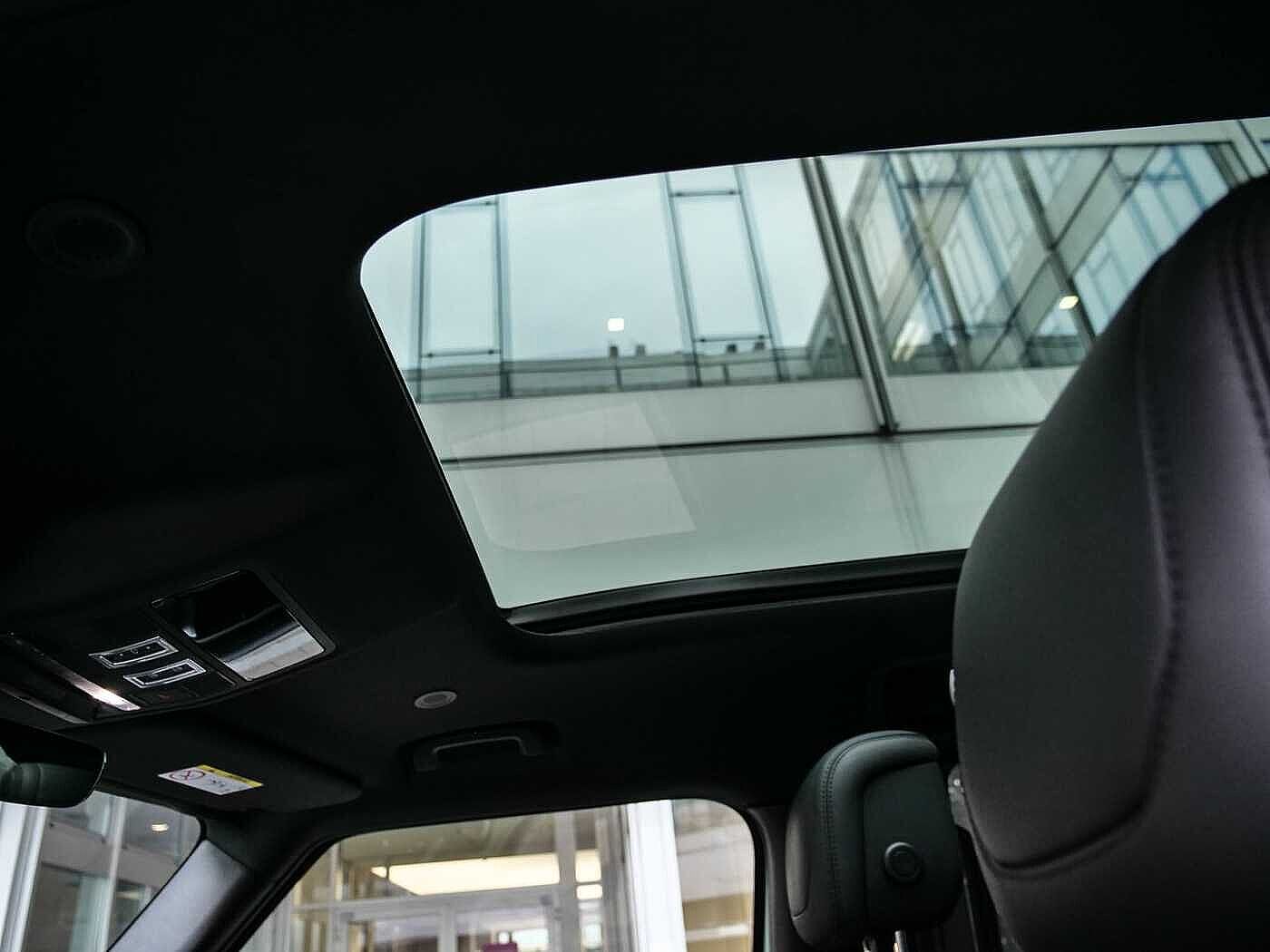 Land Rover Defender 90