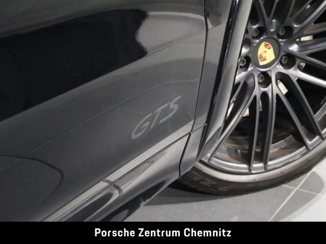 Porsche Cayenne GTS