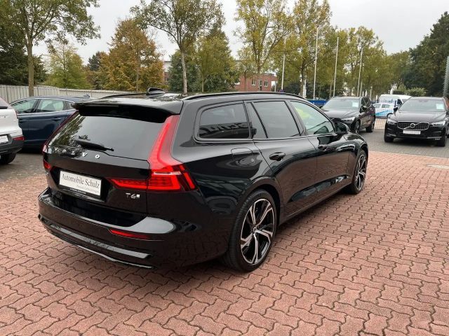 Volvo V60 AWD Dark Hybrid Plus T6