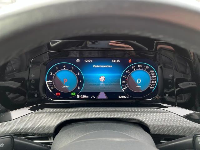 Volkswagen Golf R-Line Variant