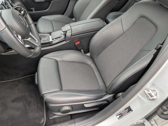 Mercedes-Benz A 180 Progressive