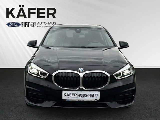 BMW 116 116d Sedan Sport Line