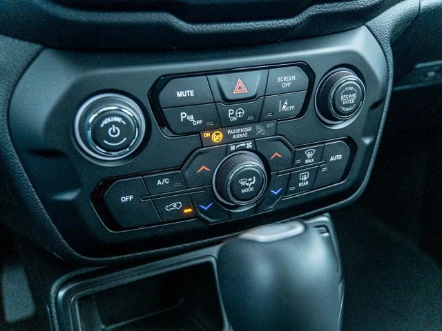 Jeep Renegade MY25 MHEV RENEGADE