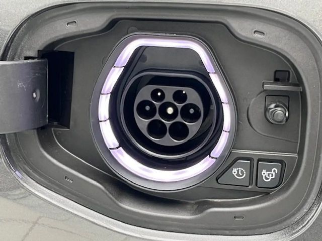 Ford Kuga Plug in Hybrid ST Line X