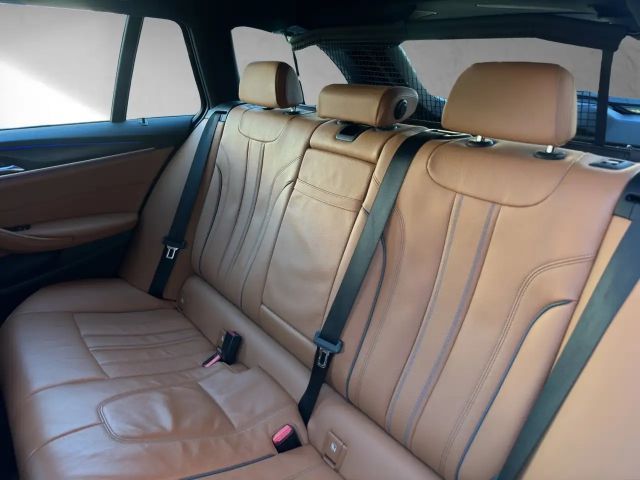 BMW 520 520d M-Sport Touring xDrive