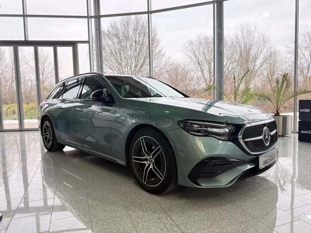 Mercedes-Benz E 300 AMG Line E 300 e