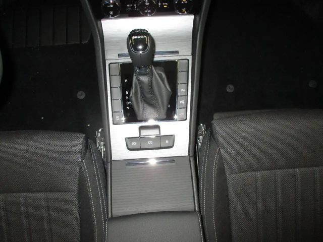 Skoda Superb Combi Style Style