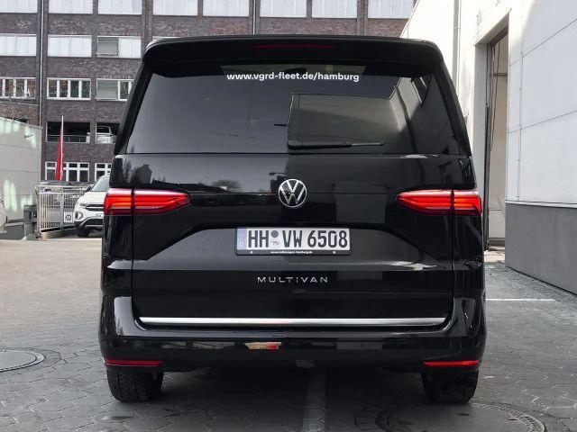 Volkswagen Multivan 2.0 TDI DSG Style T7