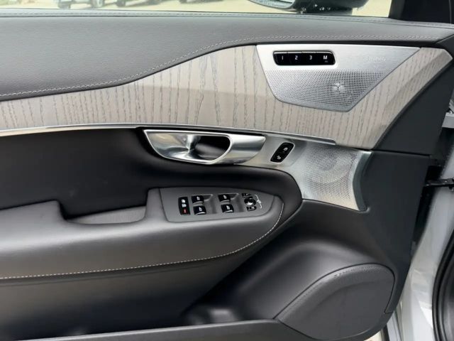 Volvo XC90 AWD Dark Recharge Ultra