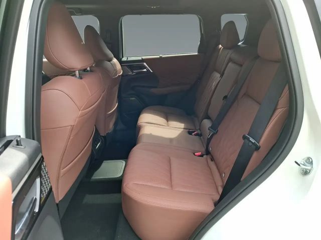 Mitsubishi Outlander 4WD PHEV