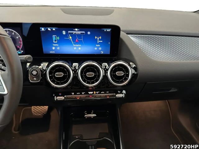 Mercedes-Benz B 200 Progressive