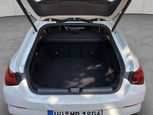 Mercedes-Benz CLA 180 CLA