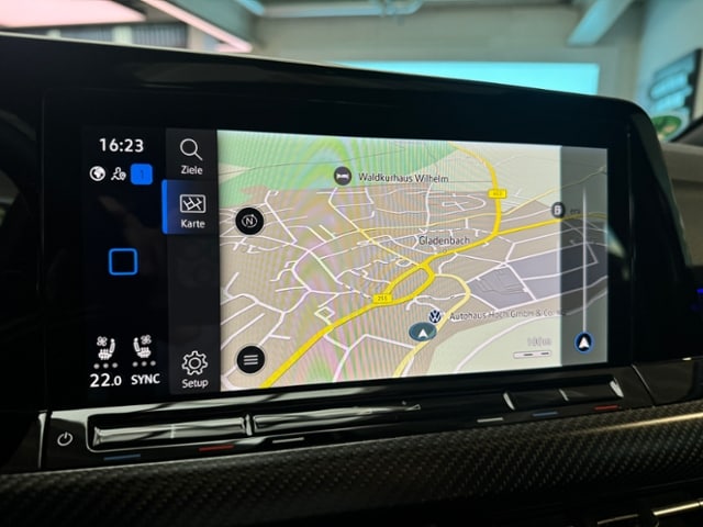 Volkswagen Golf Performance 2,0 l TSI+Kamera+ACC LED Matrix+