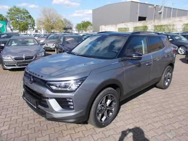 SsangYong Korando Blackline 1.5T LED, Navi, Keyless, Aku 18"