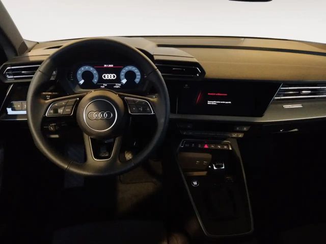 Audi A3 30 TFSI Sedan