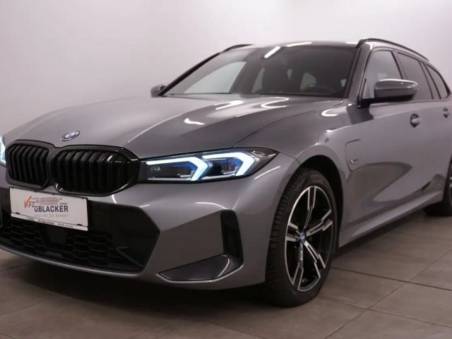 BMW 320 320e M-Sport xDrive