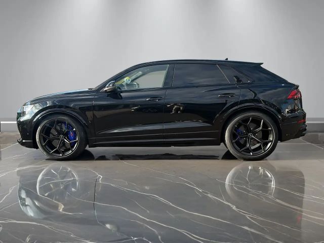 Audi RS Q8 Performance