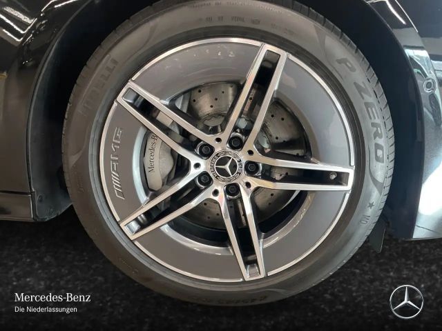 Mercedes-Benz E 200 AMG Line Sedan