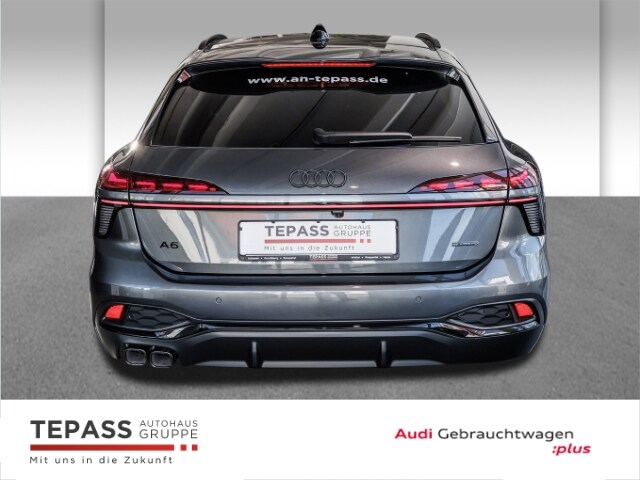 Audi A6 Avant Quattro S-Tronic
