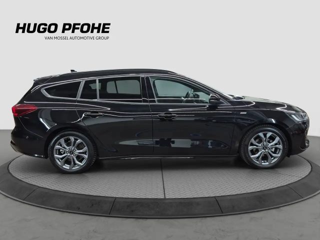 Ford Focus ST Line Wagon