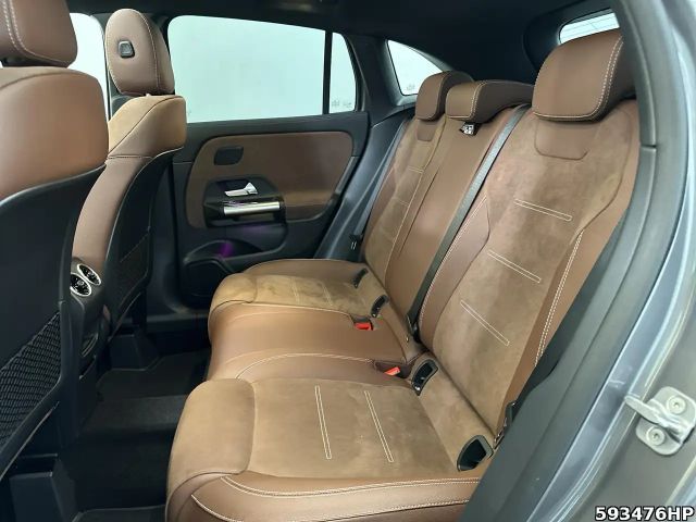 Mercedes-Benz GLA 220 4MATIC AMG Line