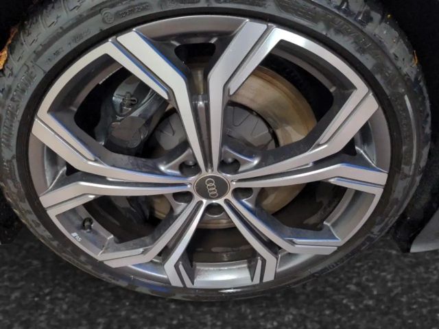 Audi S6 Avant Quattro