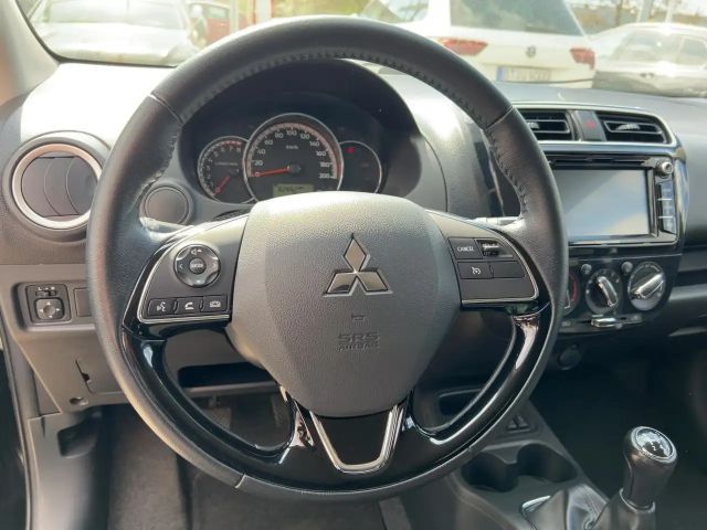 Mitsubishi Space Star Star