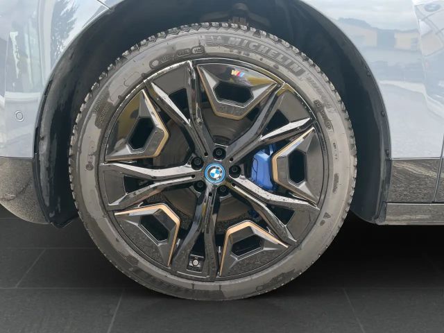 BMW iX xDrive50