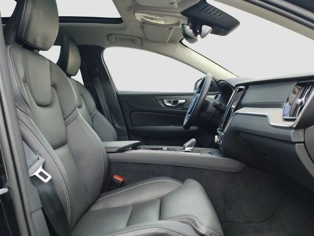 Volvo V60 Cross Country AWD Ultimate