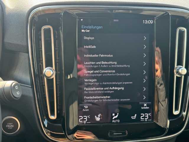 Volvo XC40 Dark Plus Recharge T5