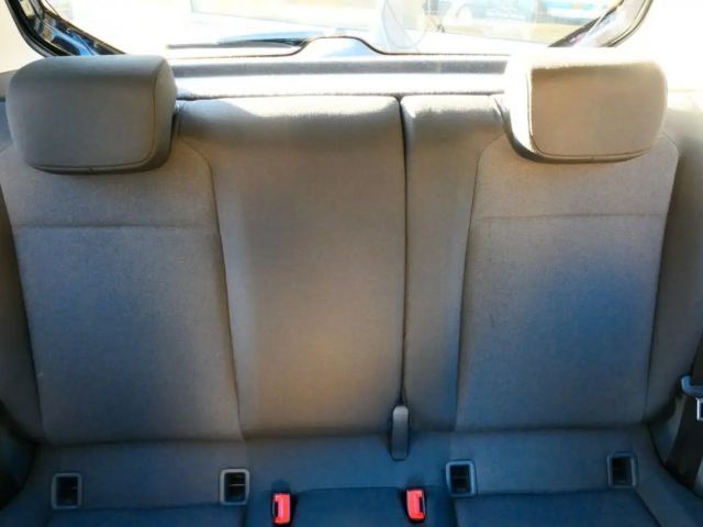 Volkswagen e-up! Plus Style