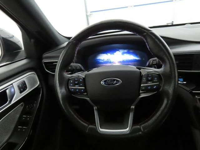 Ford Explorer Plug in Hybrid ST Line