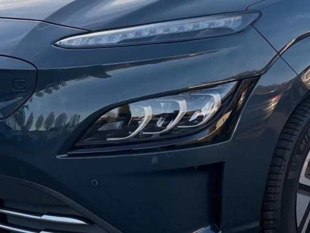 Hyundai Kona 2WD Trend