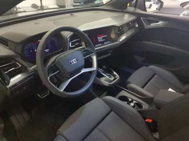 Audi Q4 e-tron SUV 45 e-tron Audi Q4 e-tron